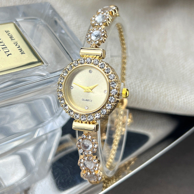 Fashion Style Quartz Watch for Women, Color Imitation Gemstone, Pullable Bracelet Girls Gift Stylish Wristwatch