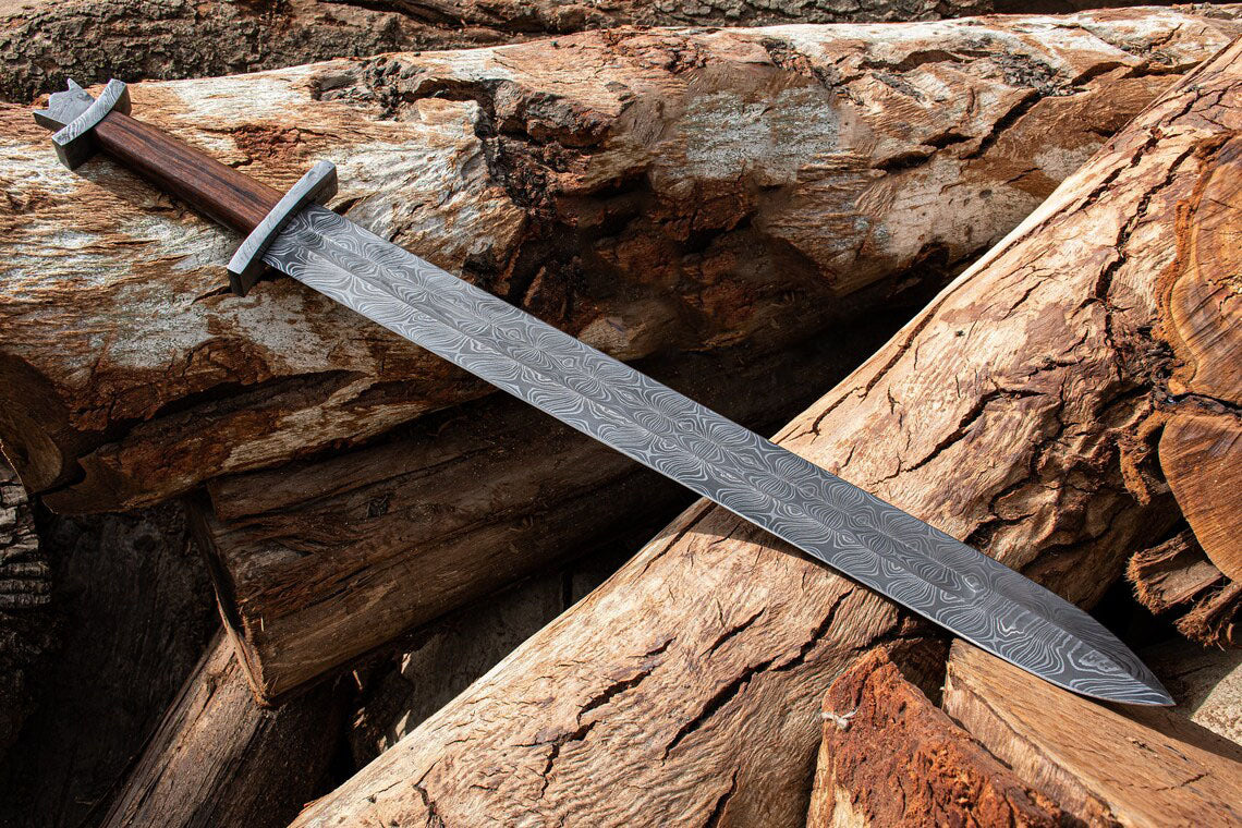 CUSTOM HANDMADE PREMUIM SWORD WITH Decorated Rosewood  Damascus With Damascus Guard  Pommel HANDLE 1