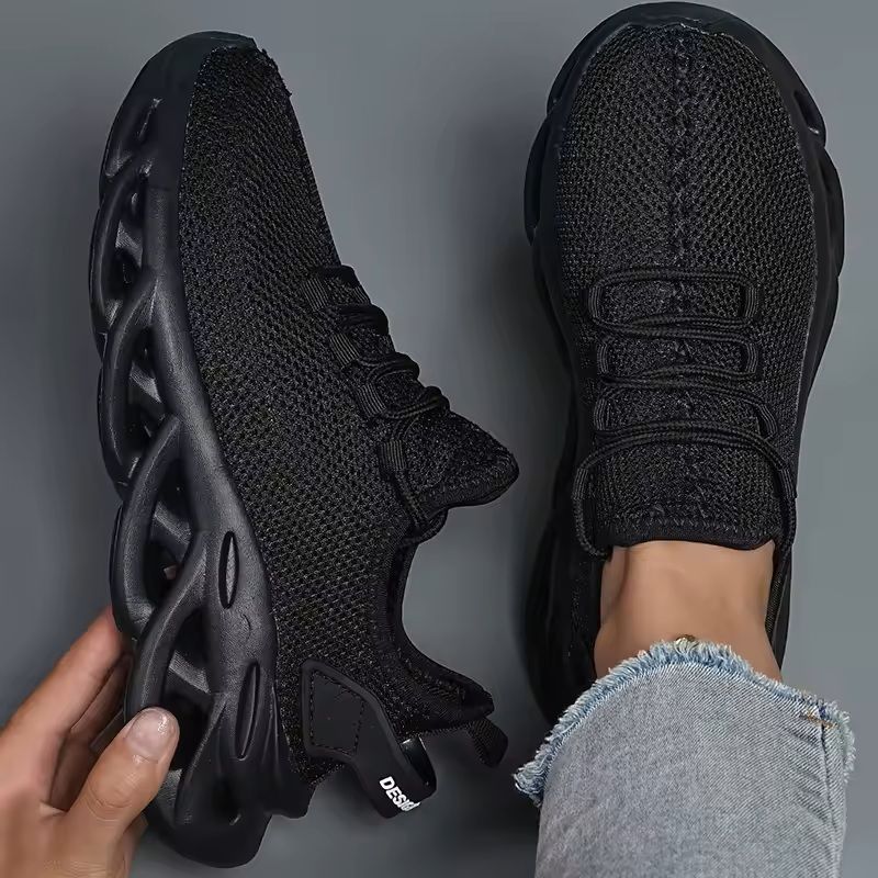 Mens Breathable Mesh Running Shoes  Lightweight And Outdoor Ready 2
