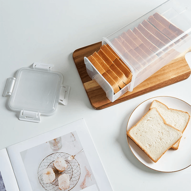 Clear Airtight Bread Box with Lid for Homemade Loaf and Sandwich Storage