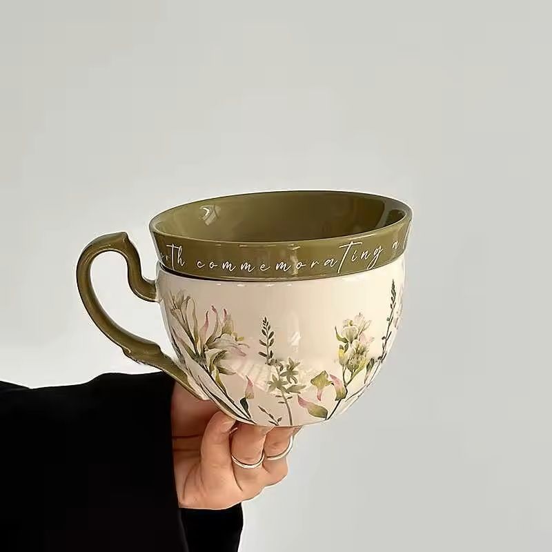 Large Ceramic Breakfast Mug With Lid And Saucer Retro Style 1