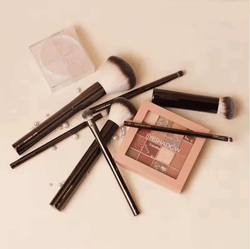 Hourglass Makeup Brush Set With Foundation Powder And Eyeshadow Brushes For Full Face Application 2