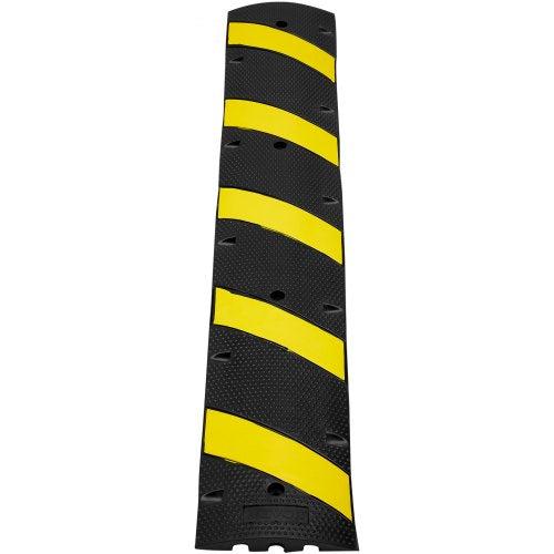 Heavy Duty Rubber Speed Hump High Lbs Capacity With Reflective Yellow Strip Channel For Asphalt Con 7