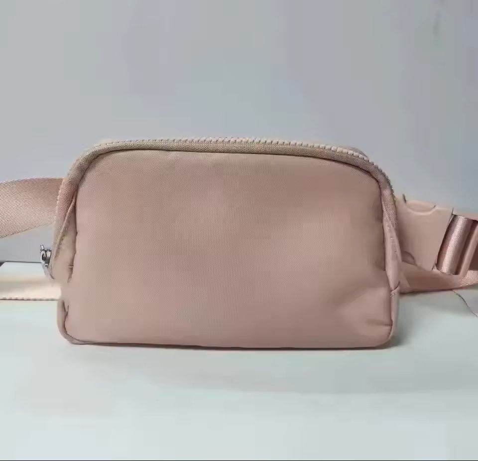 Metal Logo Yoga Sports Waist Bag 16