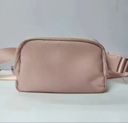Metal Logo Yoga Sports Waist Bag 16