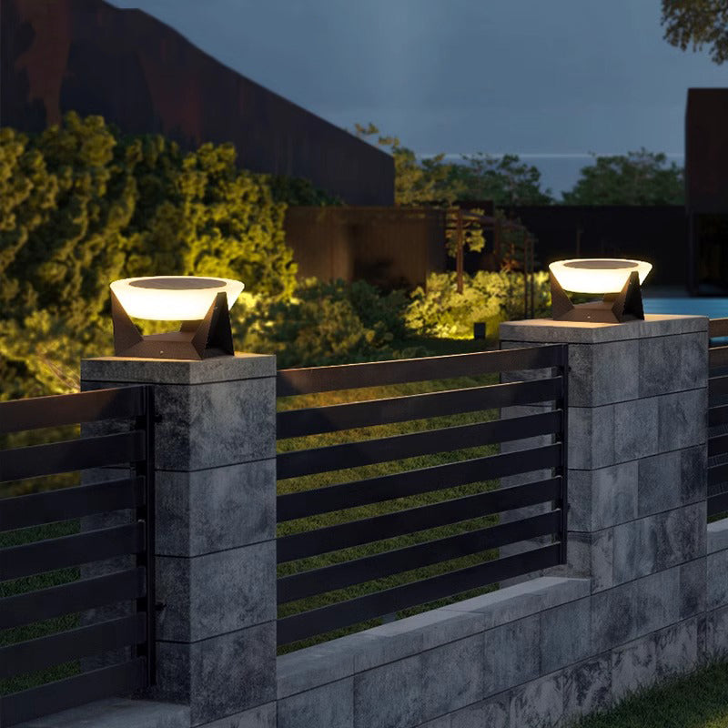 Remote Controlled Stainless Steel Solar LED Column Light Waterproof Outdoor Courtyard & Door Post Dimming Light Fixture