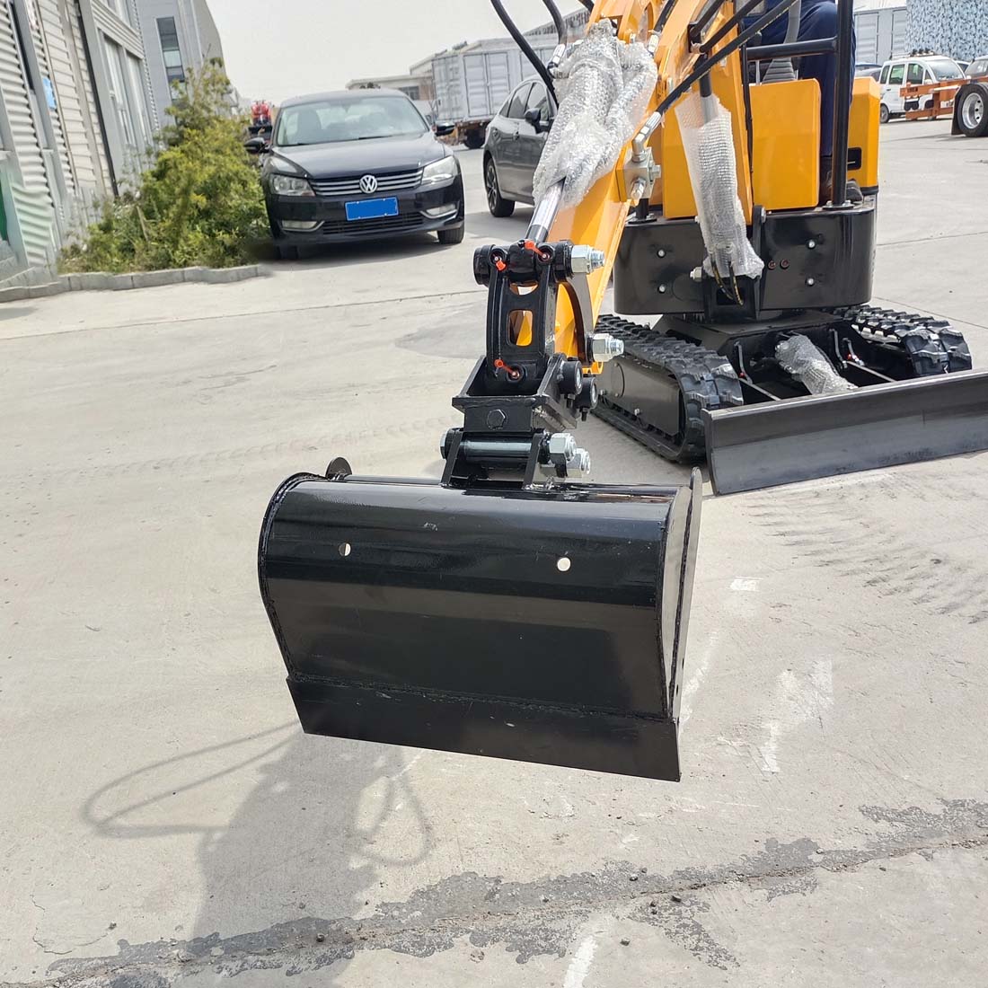 Flat Plain Bucket Attachment No Tooth Bucket In Stock for 1 Ton Mini Excavator Small Digger, Flat Bucket Attachment
