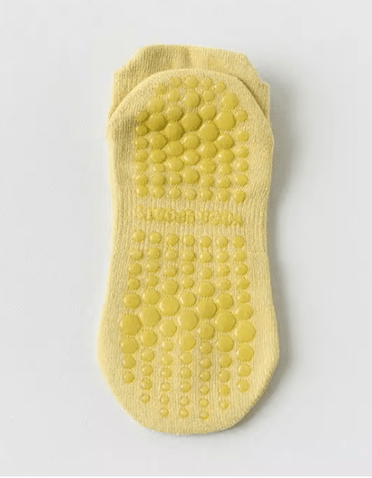AirGrip Mesh Yoga Socks With Non Slip Sole 11
