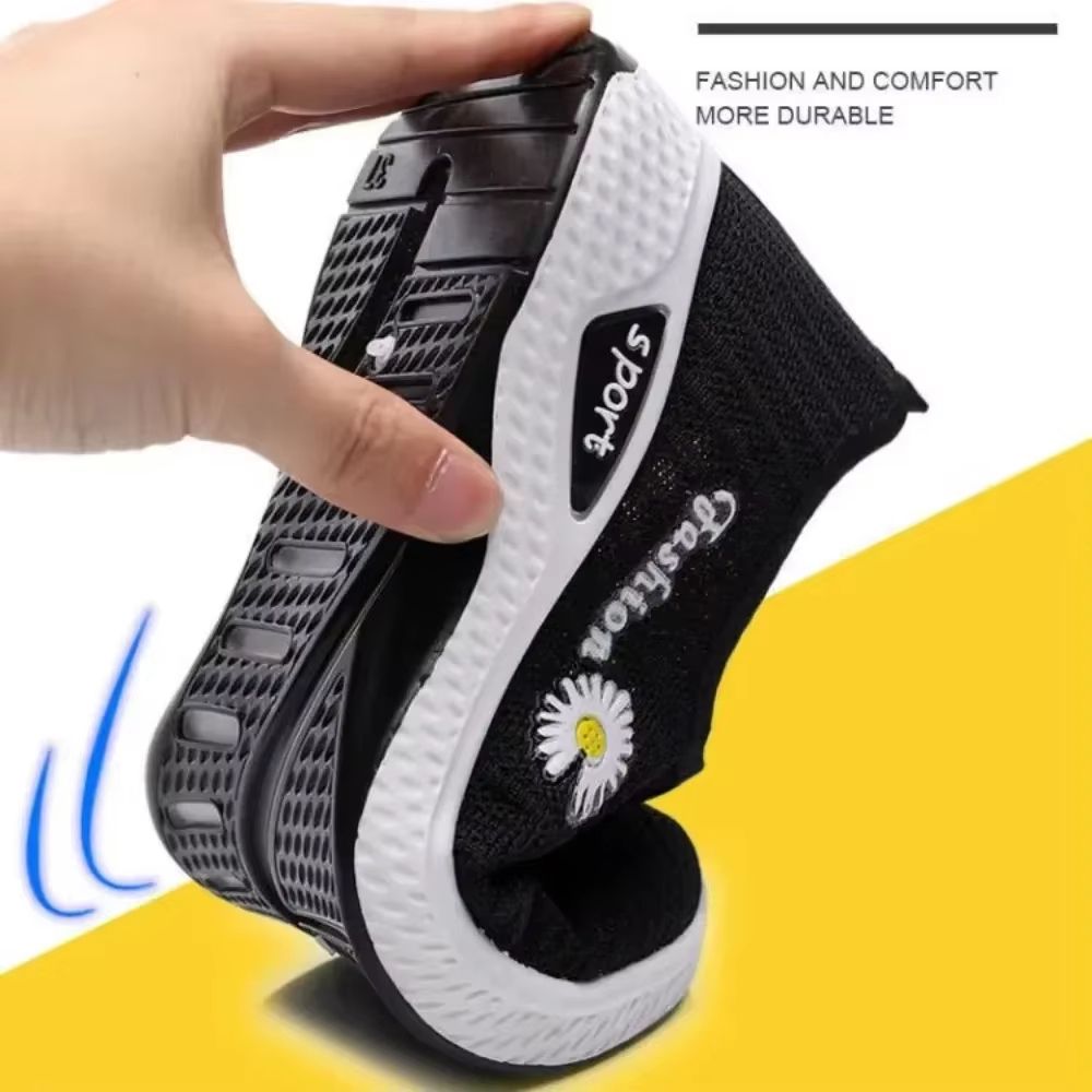 Fashionable Sports Shoes For Women  Lightweight Breathable Mesh Soft Soled Casual Shoes For Comfort 4
