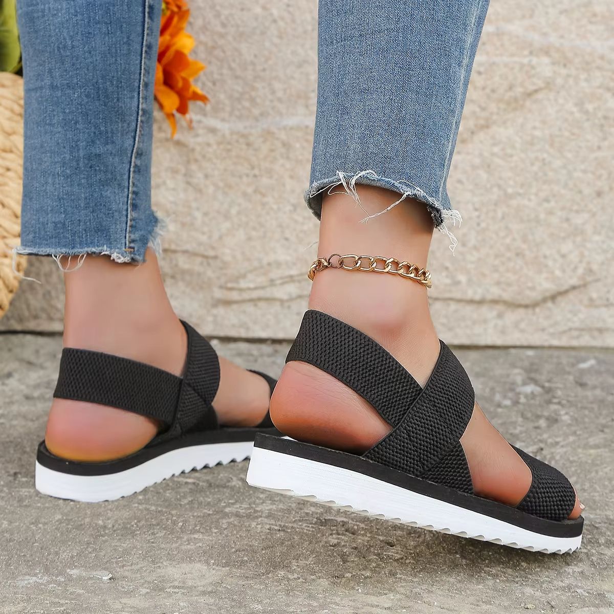 Womens AntiSlip Comfortable Flat Sandals  Fashionable Summer Shoes With Matching Color Sole And Pur 2