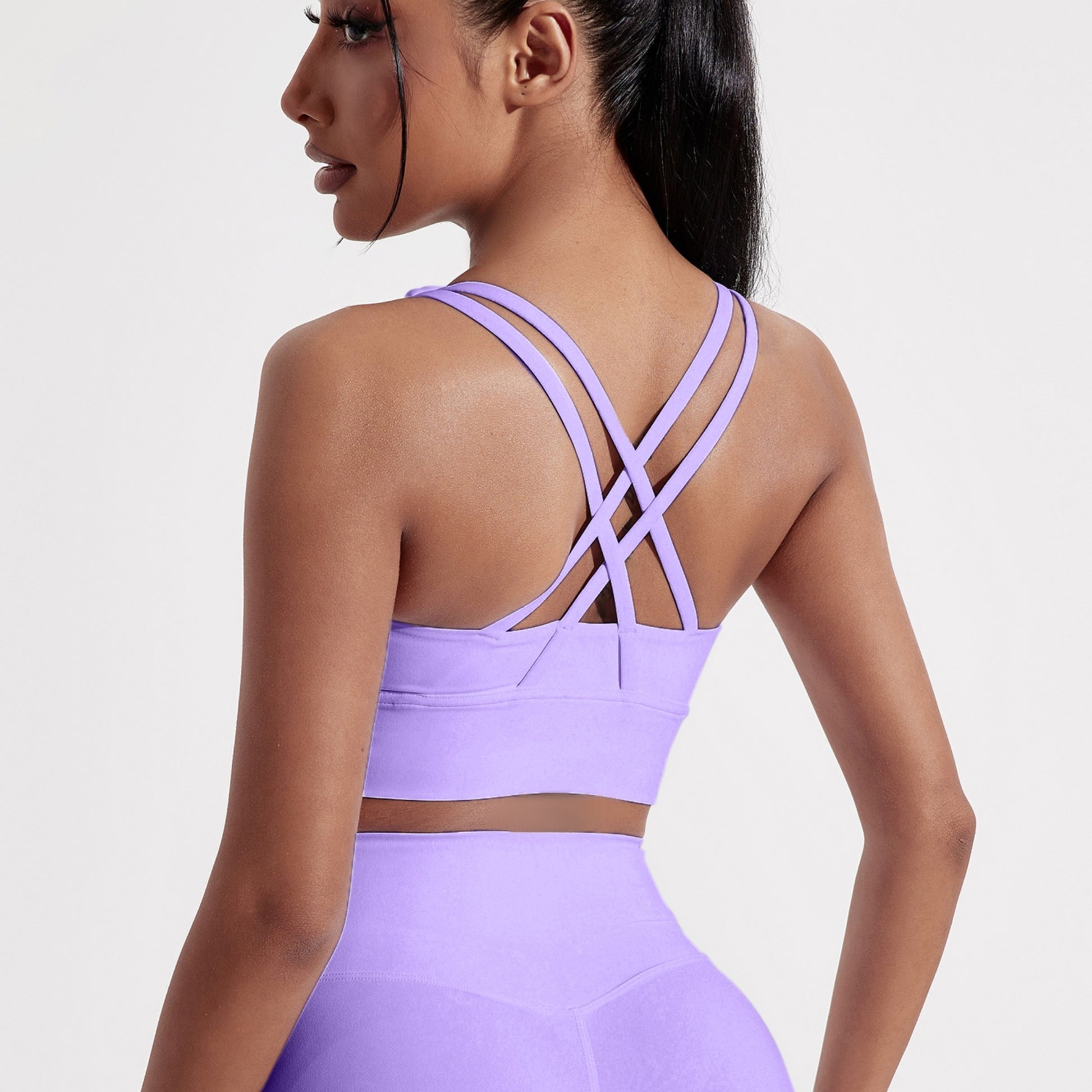 Solid Color Cross Back Sports Bra for Women, High Strength Fitness Tight Top, Gym & Yoga Underwear with Chest Pad