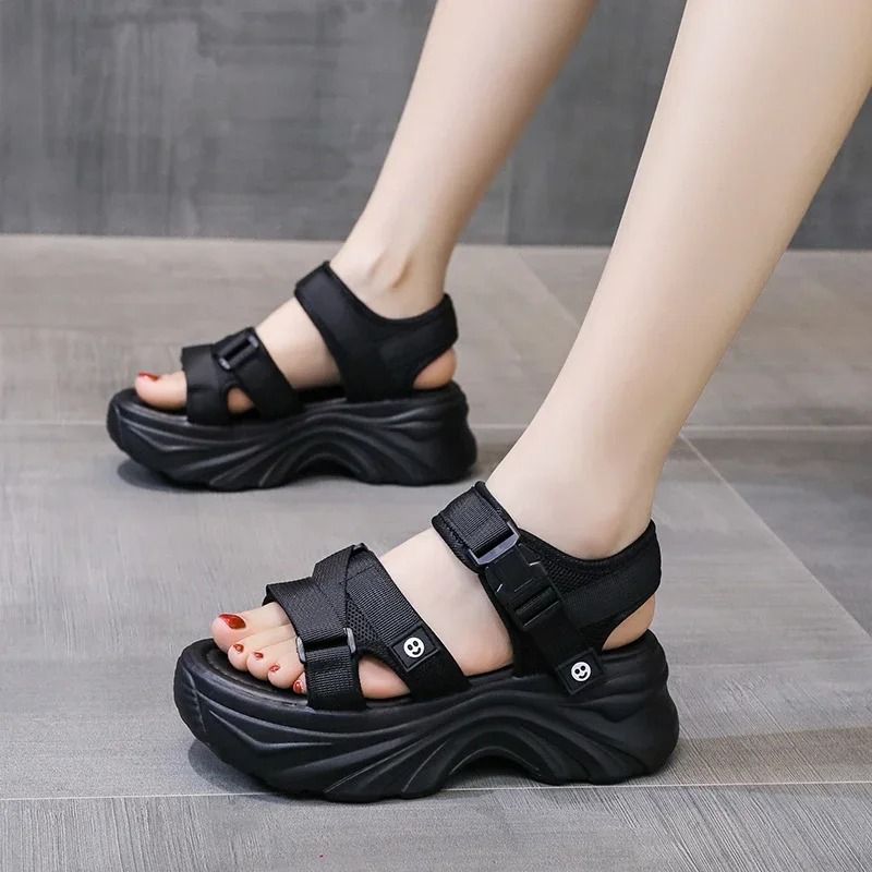 Womens ThickSoled Beach Sandals  Fashionable Breathable Summer Sneakers 1