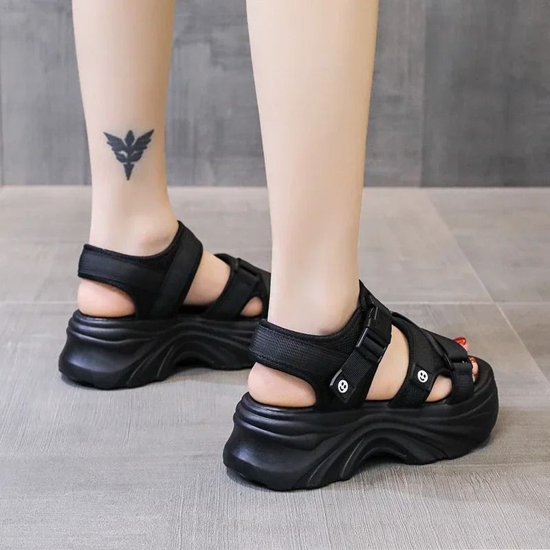 Womens ThickSoled Beach Sandals  Fashionable Breathable Summer Sneakers 4