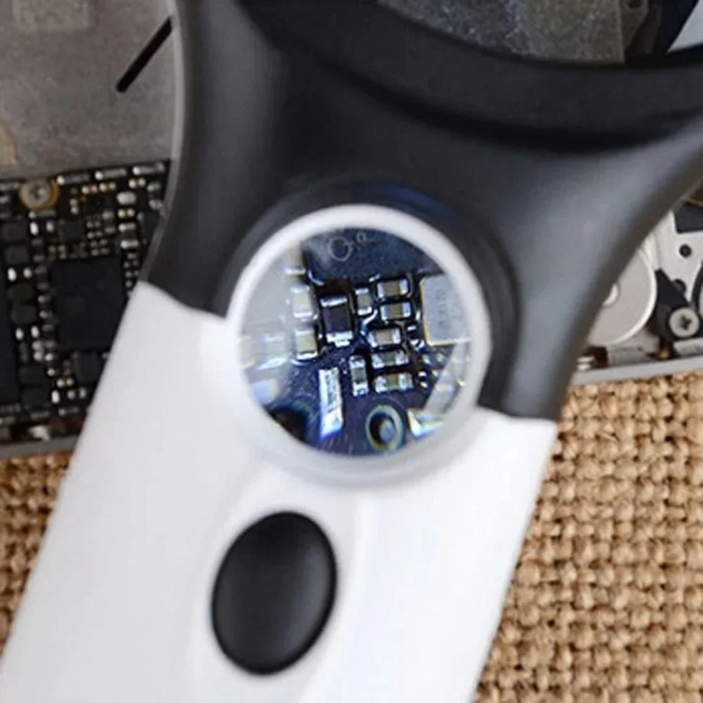 Handheld 45X Magnifying Glass With LED Light For Reading And Jewelry Inspection 4