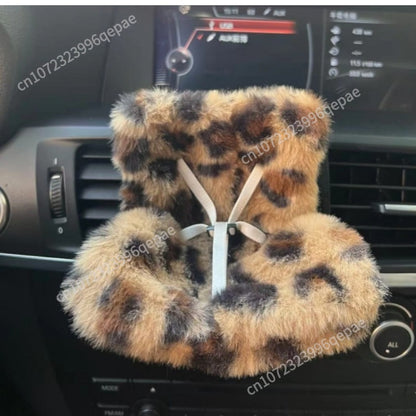 Labubu Doll Car Seat, Adorable Safety Seat with Air Vent, Aromatherapy Function & Stylish Car Decor