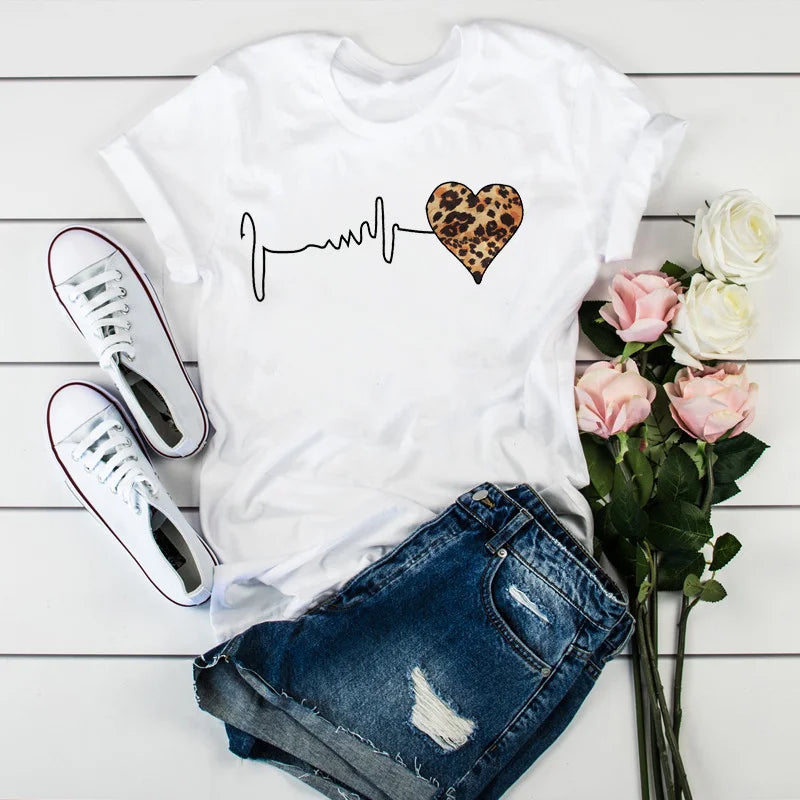 Leopard Heartbeat Short Sleeve Print Clothing Women's T-Shirt, Harajuku Graphic Casual Top Tee for Summer
