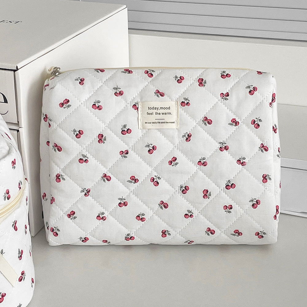 Portable Cherry Makeup Bag for Women Cotton Quilted Zipper Handbag, Cute Fashion Travel Cosmetic Pouch, Toiletry Storage