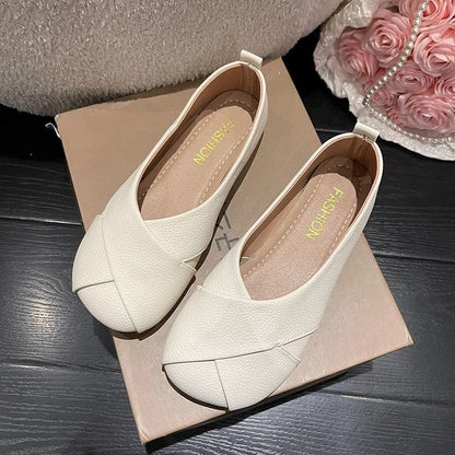 Womens SlipOn Leather Loafers With Round Toe And Casual Flat Sole 7