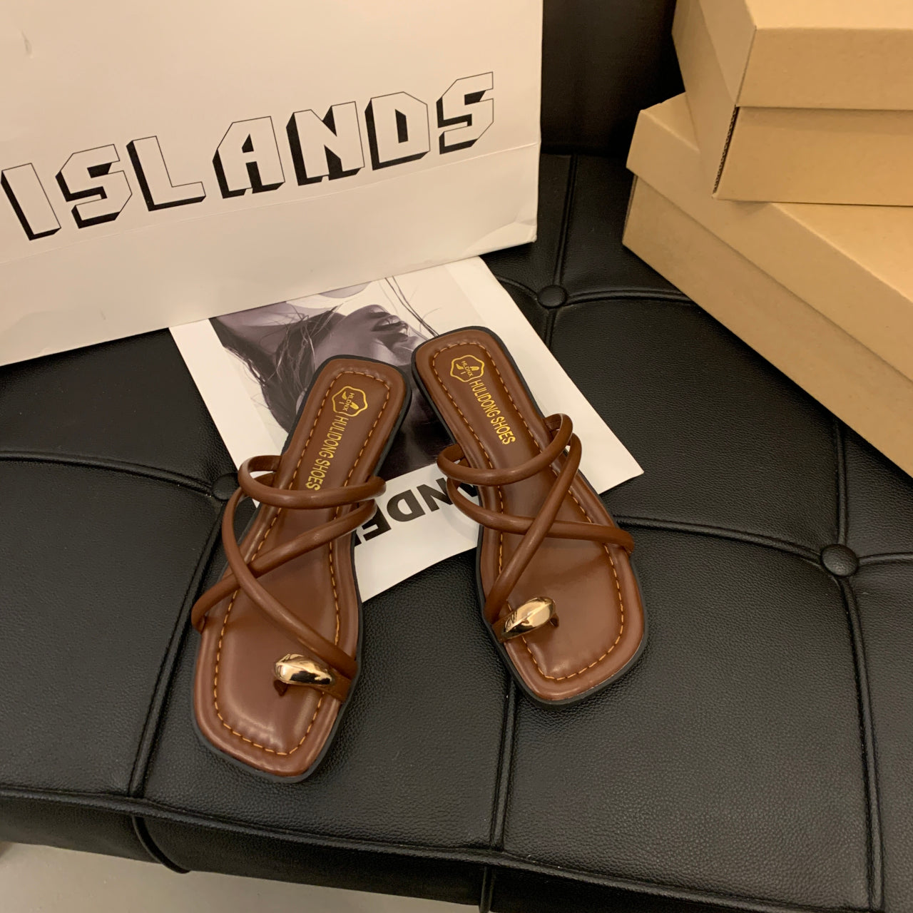 Stylish Womens Cross Strap Slide Sandals Comfortable Lightweight Toe Loop Beach Shoes Casual Summer