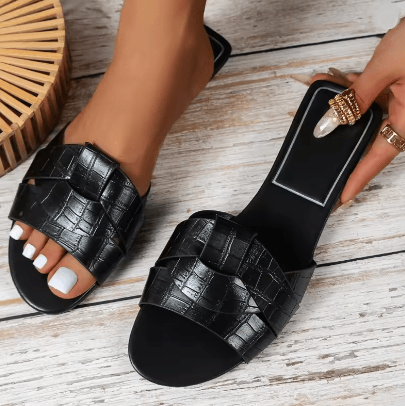 SummerLuxe Solid Color Womens Fashion Slippers
