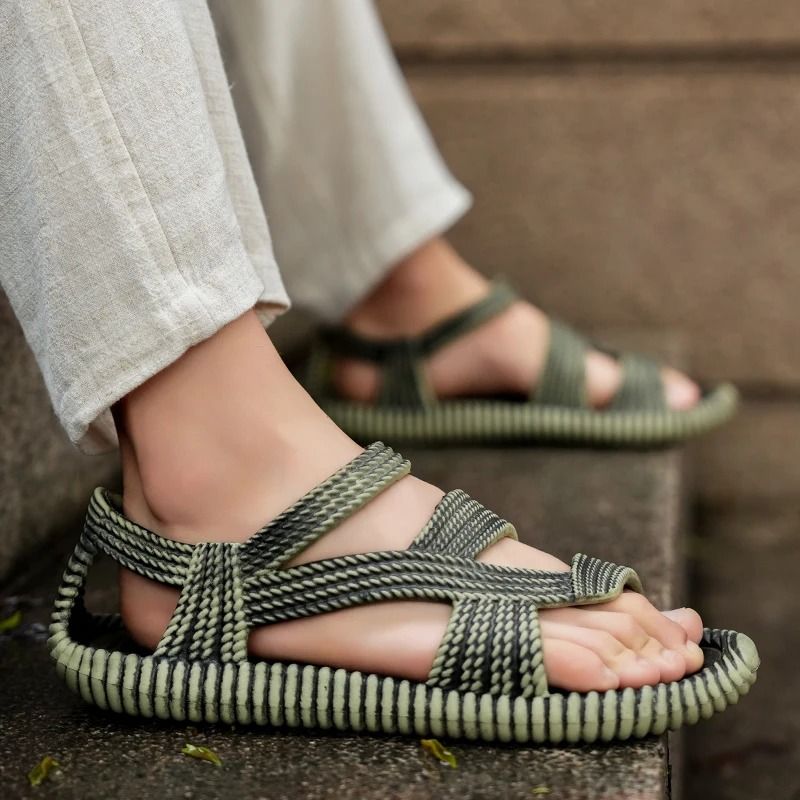 Mens Straw Sandals Casual Outdoor Flip Flops