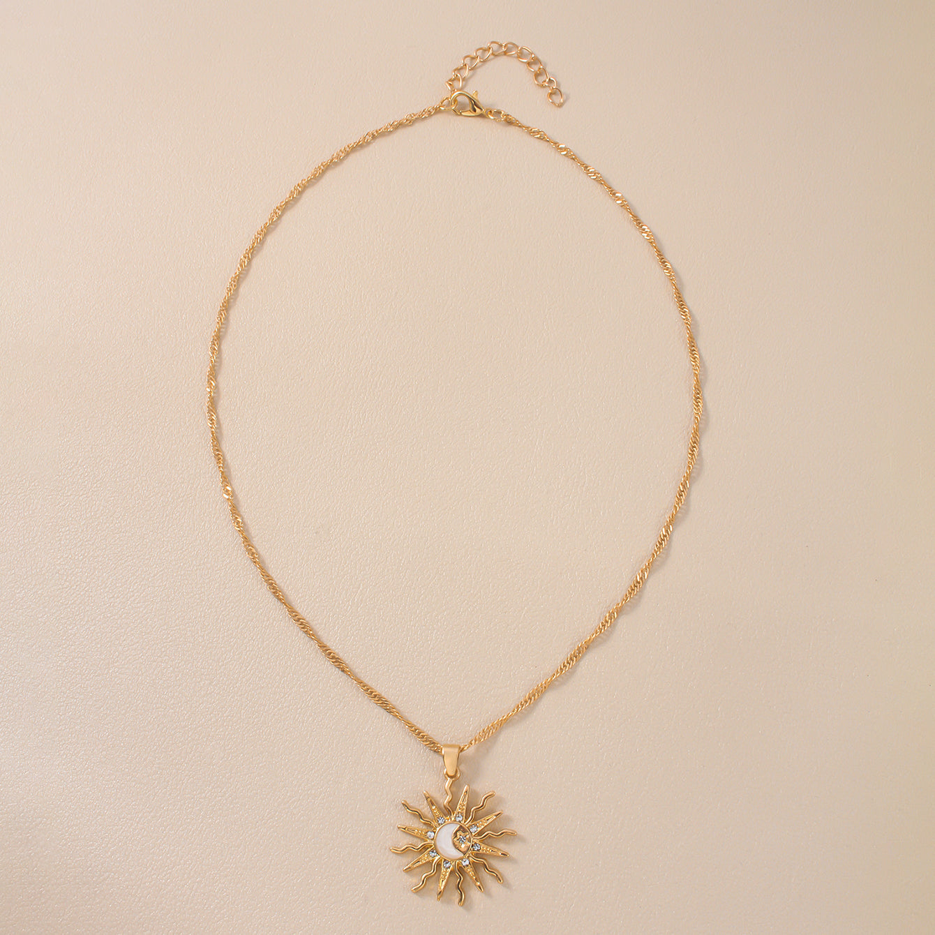 Vintage Gold Sun Moon Pendant Necklace for Women, Shining Rhinestone Unique Design, Trendy Geometric Choker