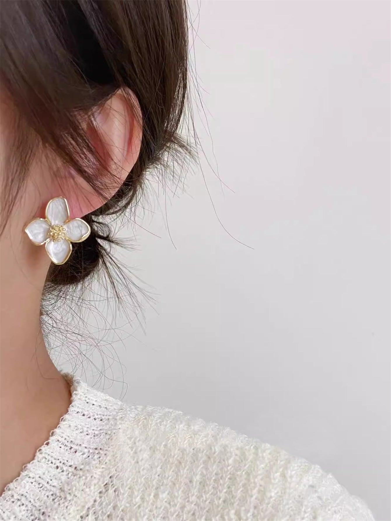Elegant Glaze Flower Stud Earrings For Women  Hibiscus Dropped Wedding  Romantic Jewelry Gift 1