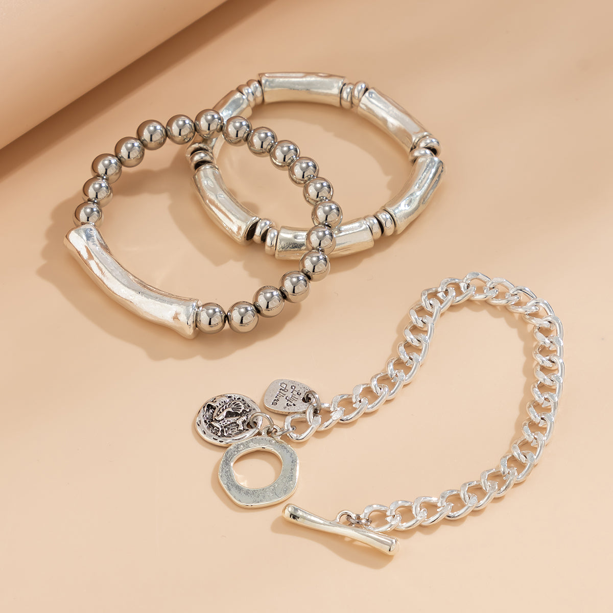 Stylish 4-Piece Vintage Coin Pendant Bracelets for Women, Unique Gothic Bangles for Trendy Couples and Friends