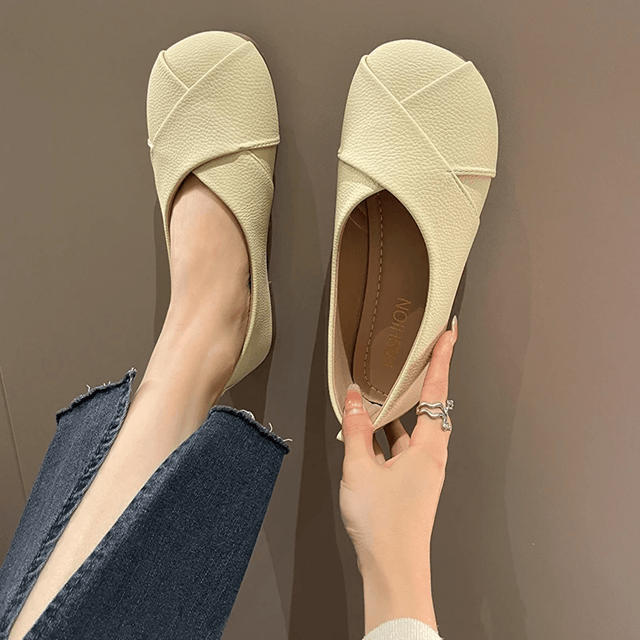 Heritage Ease Womens Leather Slip On Loafers – Comfortable Casual Flats for Nursing and Everyday Wear