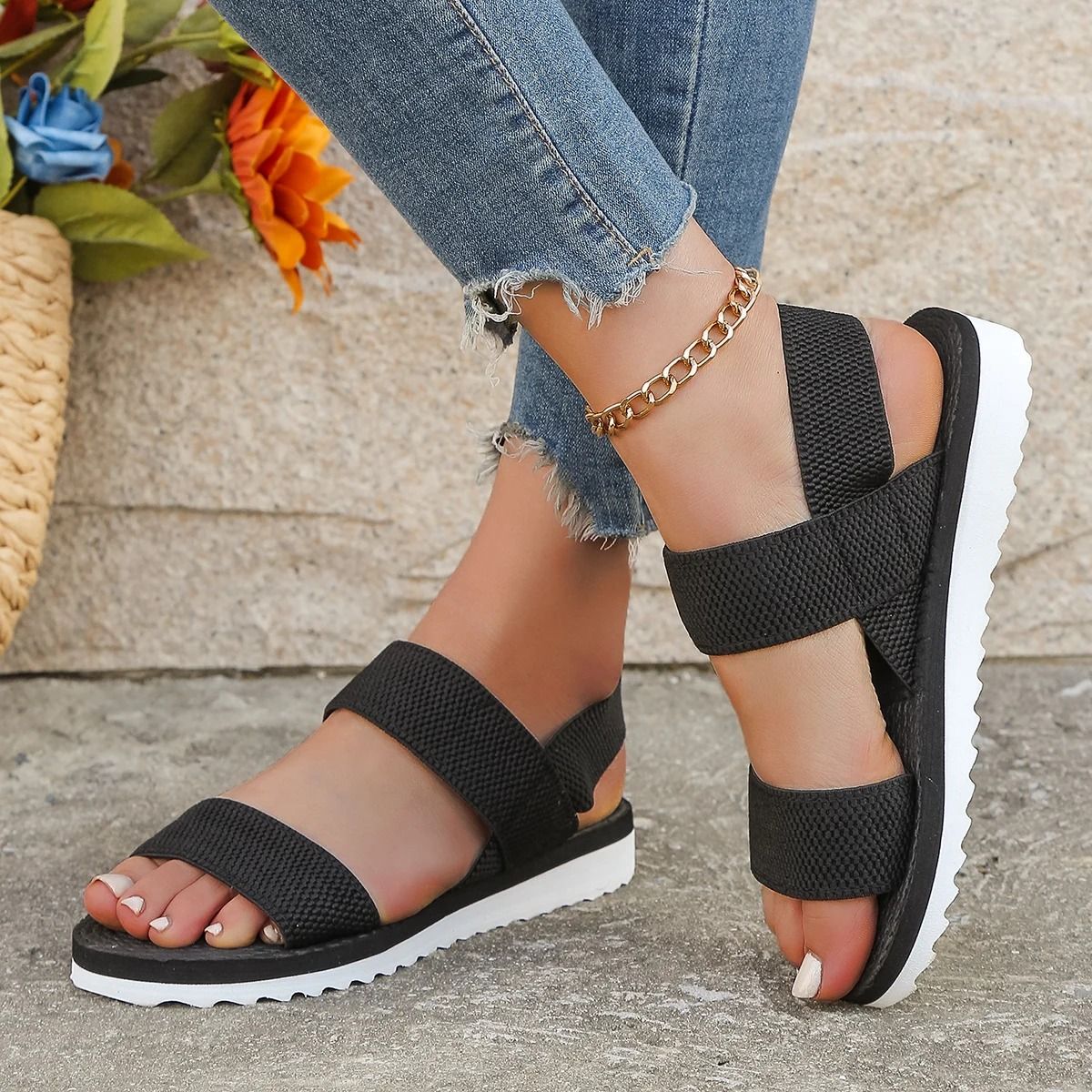 Womens Flat Sandals With Anti Slip Sole And Comfortable Black Lace Up Design For Everyday Wear 6