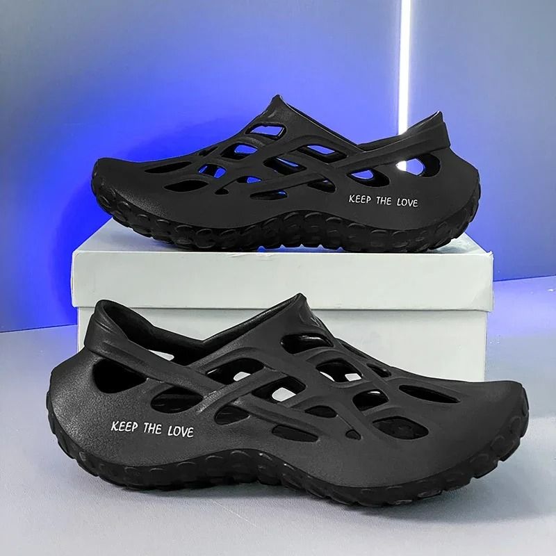 Mens Lightweight EVA Summer Clogs For Garden Beach Or Home Use 3