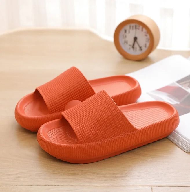 Women Cloud Platform Slippers With Soft EVA Sole For Indoor And Beach Wear 9