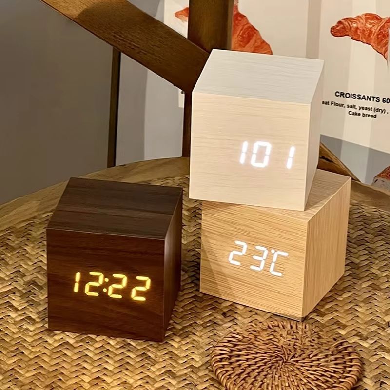 Minimalist Wooden LED Alarm Clock  SoundActivated Display With Temperature For Bedroom Or Office De 2
