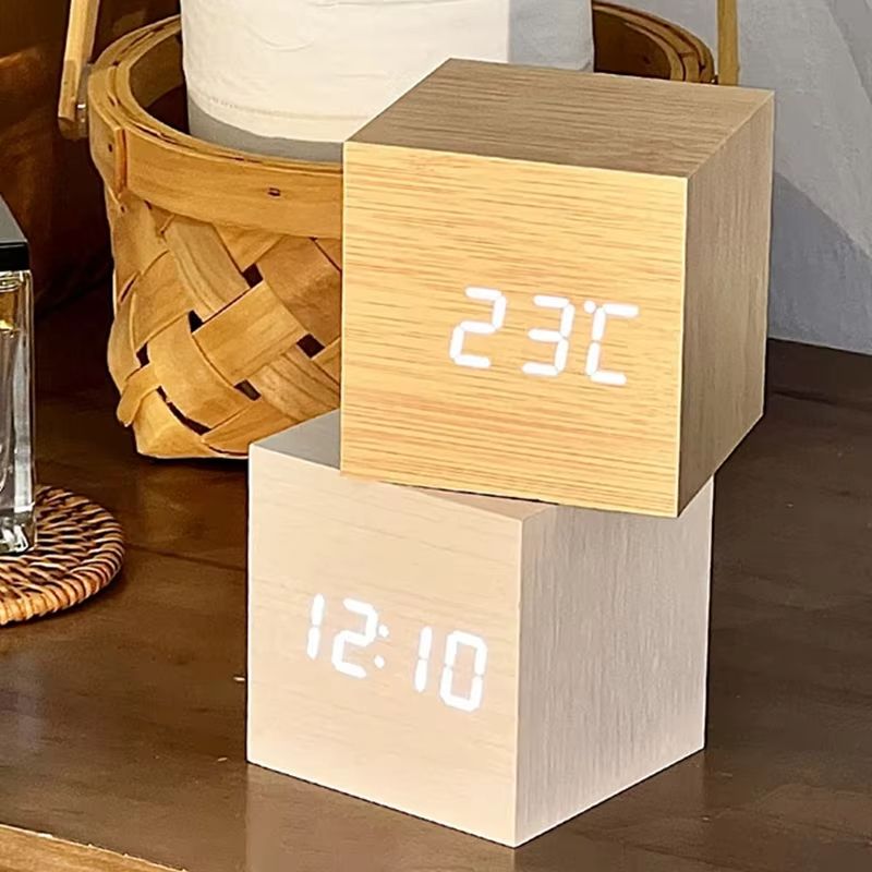 Minimalist Wooden LED Alarm Clock  SoundActivated Display With Temperature For Bedroom Or Office De 5