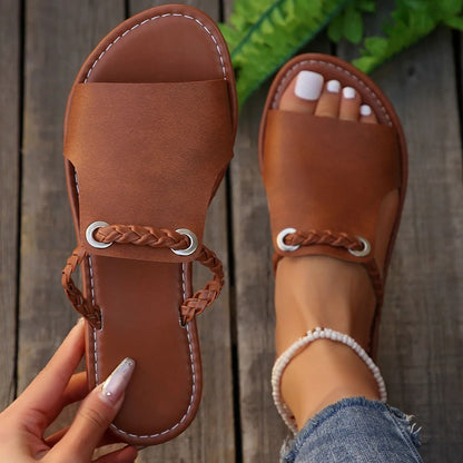 Women Summer Flat Sandals with Square Toe and Crisscross Strap Design for Beach and Daily Casual Wear