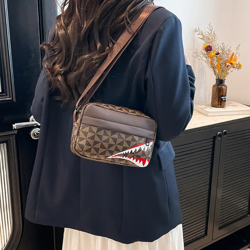 Creative Shark Mouth Crossbody Bag, Simple Coin Purse, Casual Fashion Mobile Phone Bag, Small Square Shoulder Purse