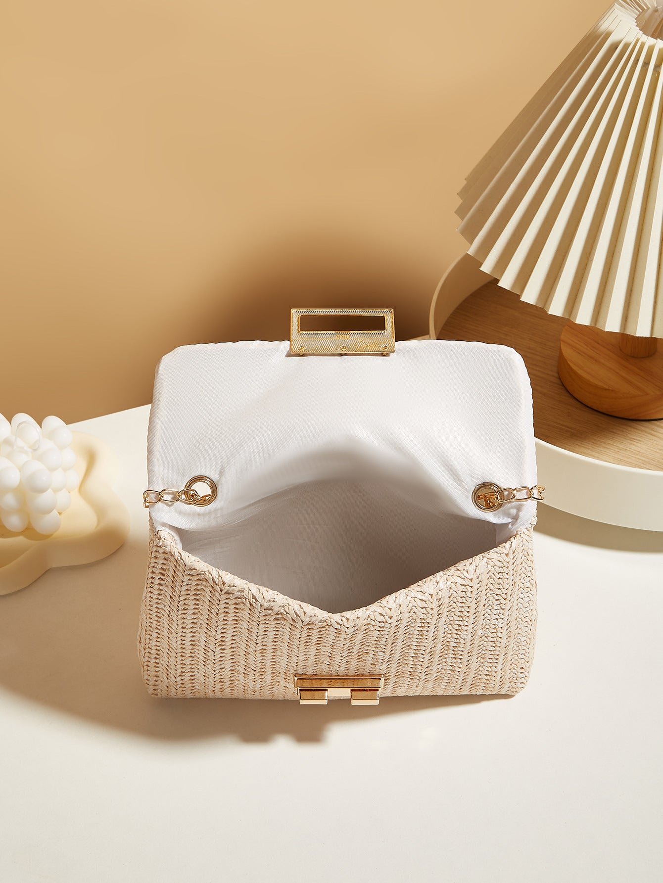 Korean Version Fashion Crossbody Bag, Trendy Grass Woven Handbag for Women, Small Lock Closure Square Purse