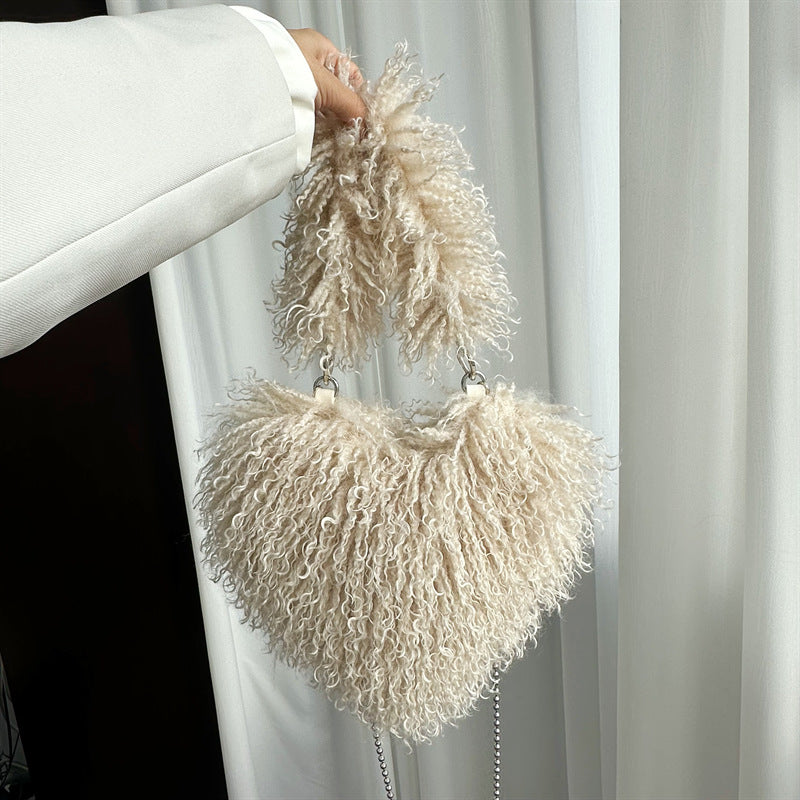 Oversized Faux Fur Heart Shape Tote Bag for Women, Mongolian Furry Handbag, Long Shoulder Strap, Soft Plush Purse