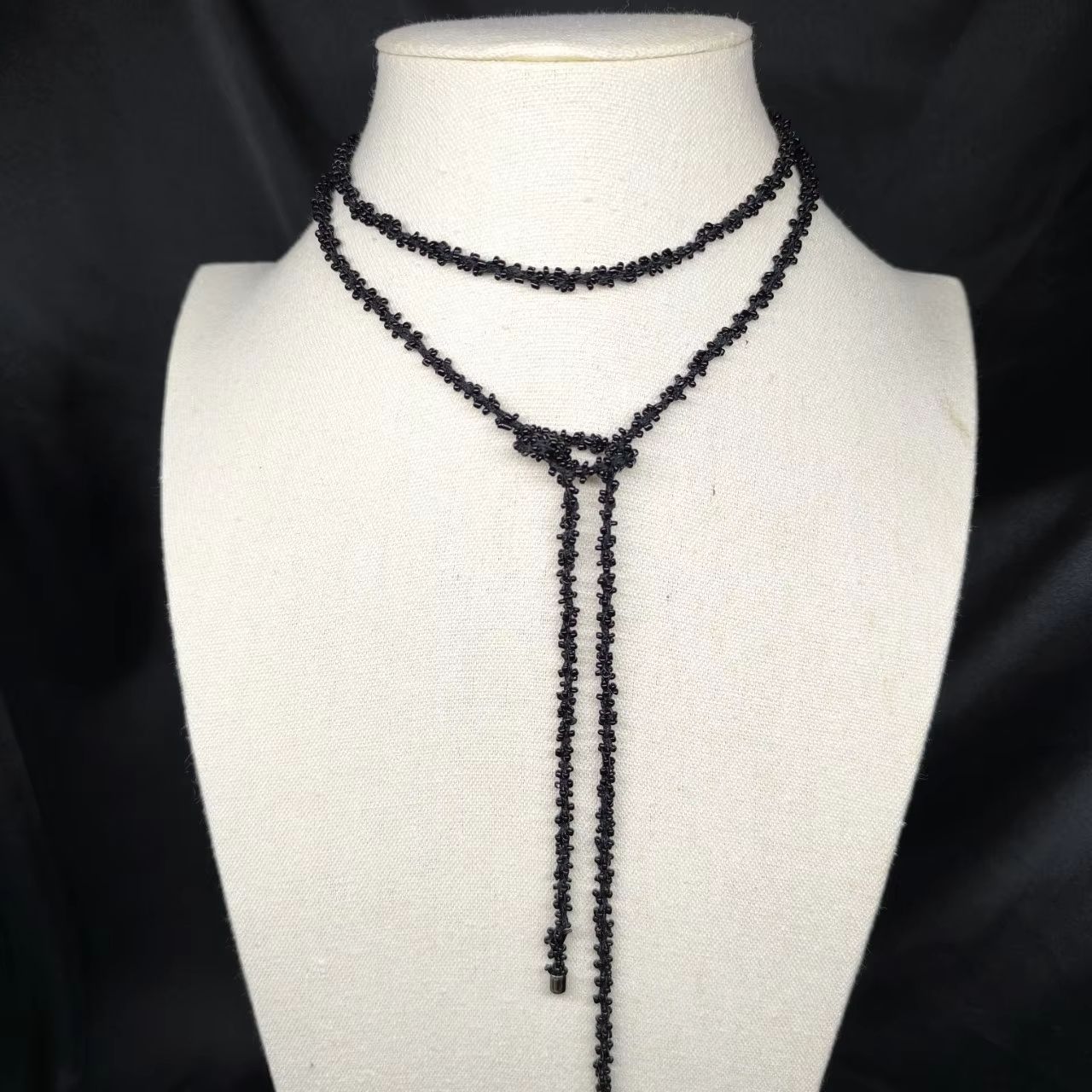 French Style Baroque Pearl And Green Sandstone Necklace For Women 9
