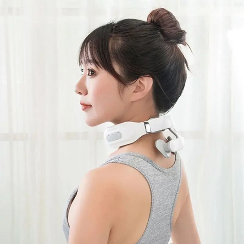 4 Head USB Rechargeable Neck Massager With Voice Guidance And Heating Function For Cervical Relief 3