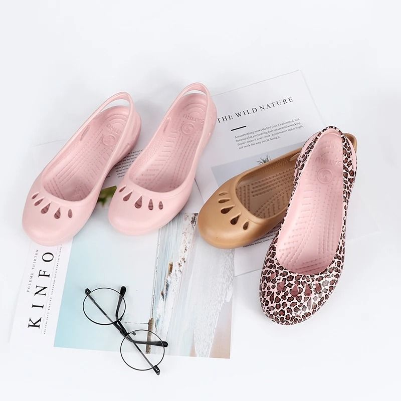 Womens Lightweight Anti Slip Summer Clogs With Breathable Hole Design For Outdoor And Beach Use 1