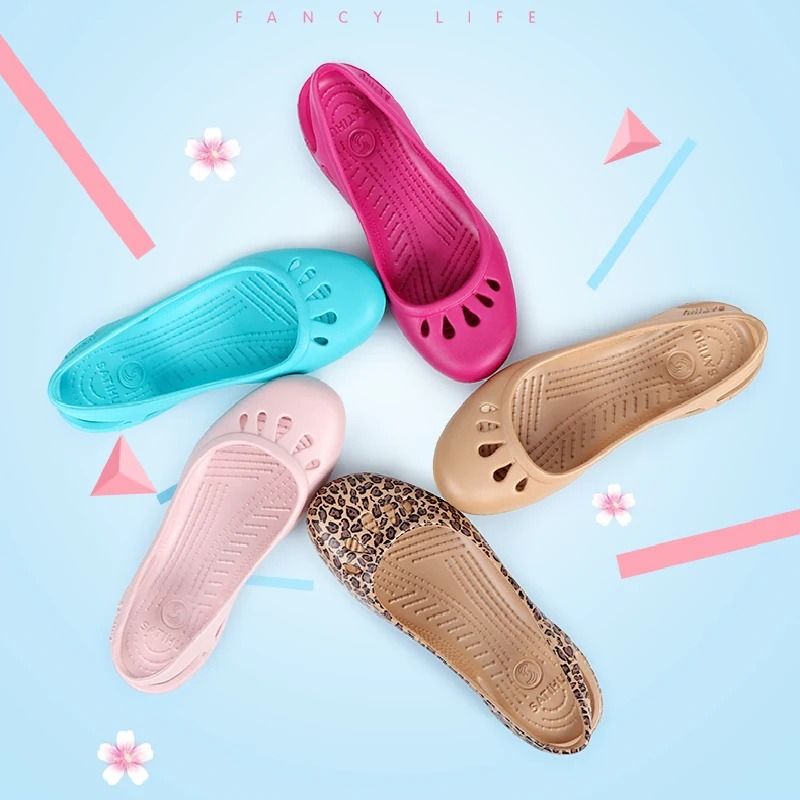 Womens Lightweight Anti Slip Summer Clogs With Breathable Hole Design For Outdoor And Beach Use 4