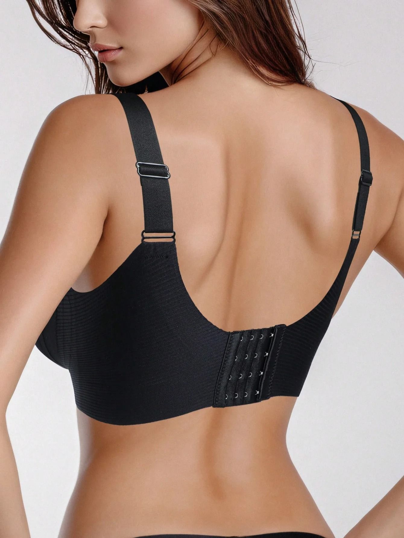 Seamless Push Up Wireless Bra With Removable Pads And Adjustable Band For Women M To 4XL 2