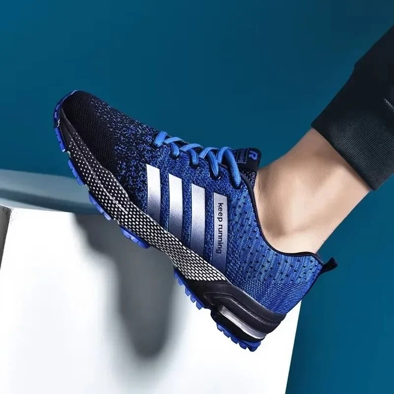 Mens Lightweight Street Sneakers with Breathable Comfort and Grip