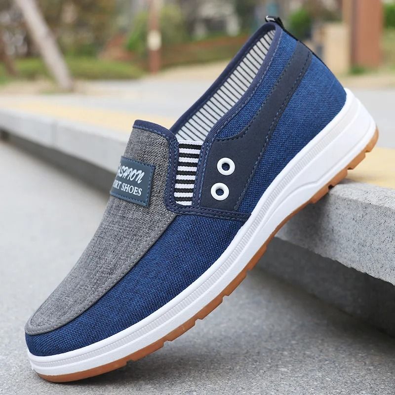 Mens Lightweight Knitted Running Shoes With Breathable Non Slip Sole 1