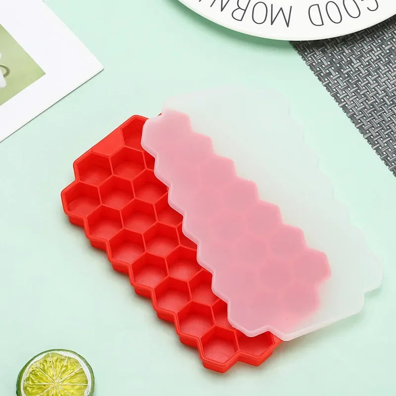 Reusable Honeycomb Ice Cube Tray Silicone Mold BPA-Free with Lid, Easy Release for Whiskey, Cocktails, Frozen Treats