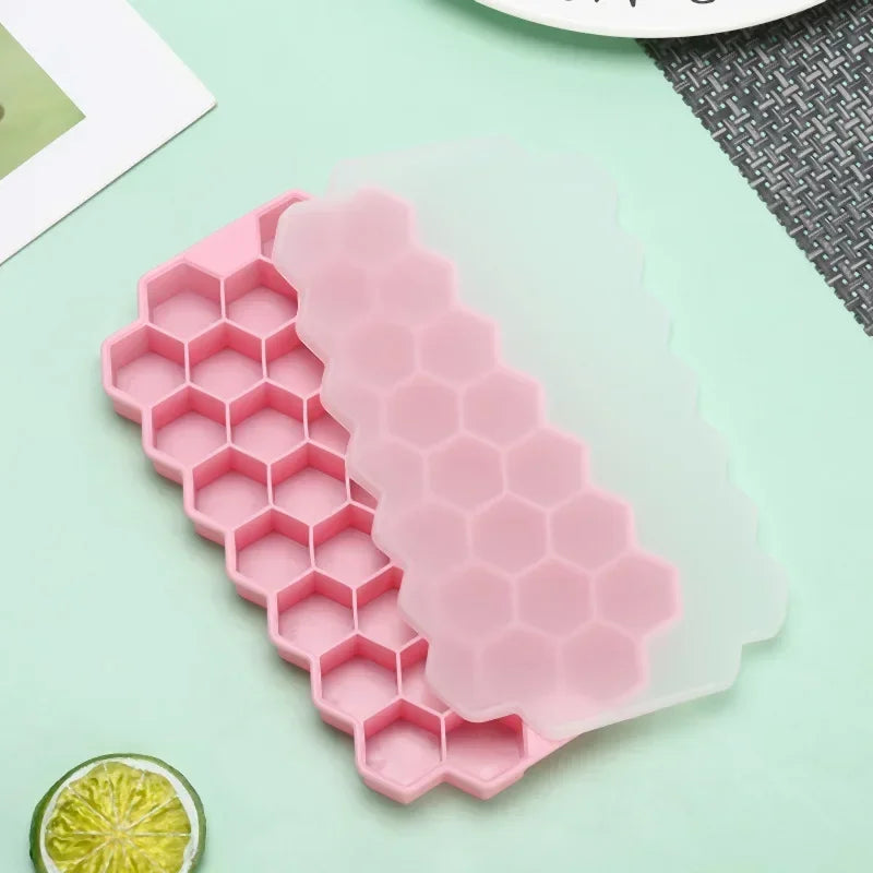 Reusable Honeycomb Ice Cube Tray Silicone Mold BPA-Free with Lid, Easy Release for Whiskey, Cocktails, Frozen Treats