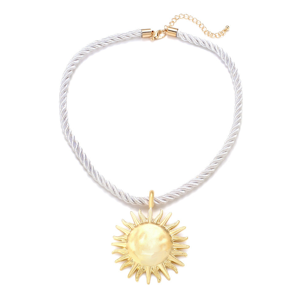 Sun Flower Pendant Necklace for Women, ZAA Vintage Metal Rope Chain Jewelry, Beach Party Fashion Gift Accessories