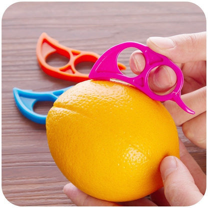 Orange Peeler and Citrus Fruit Stripper, Easy Opener Lemon Slicer, Kitchen Knife Gadget Set Random Color