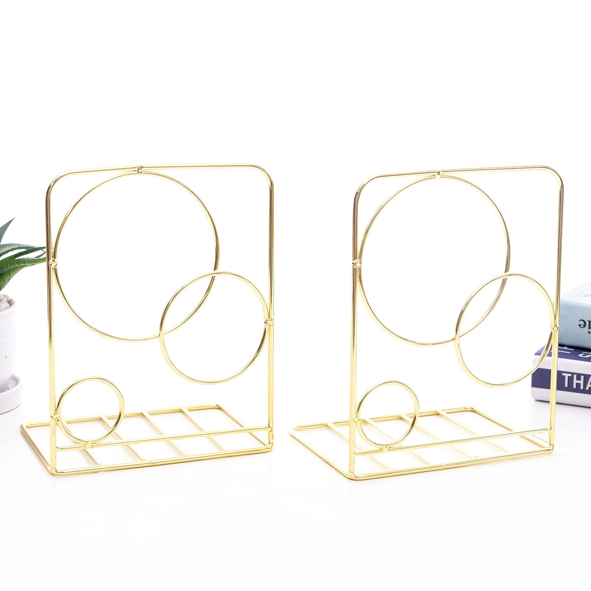 Nordic Style Rose Gold Ironwork Round Bookends, Creative Home & Office Desk Storage Racks
